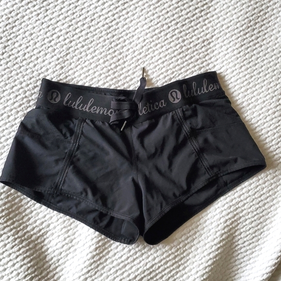 Lululemon Speed Shorts - Picture 1 of 2